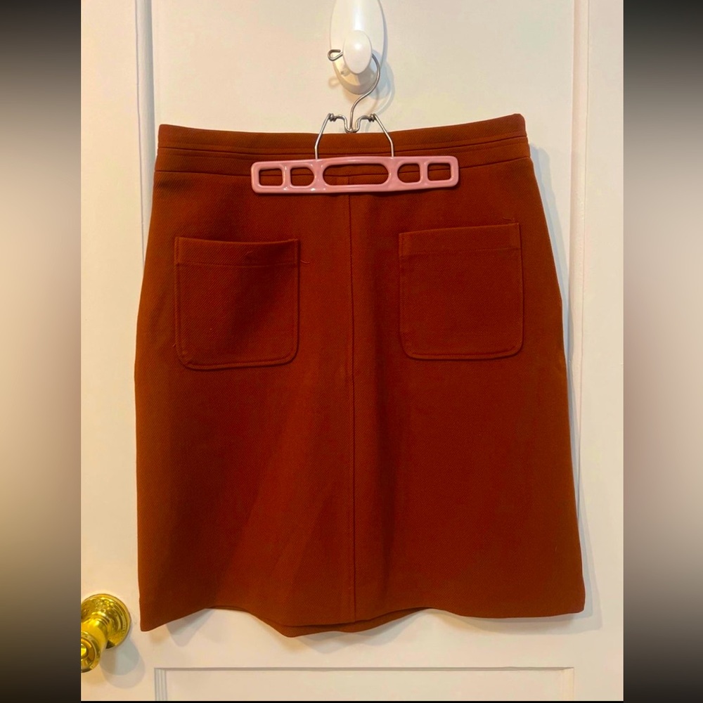 Ann Taylor Stretchy Rust Pocket Skirt Size 8